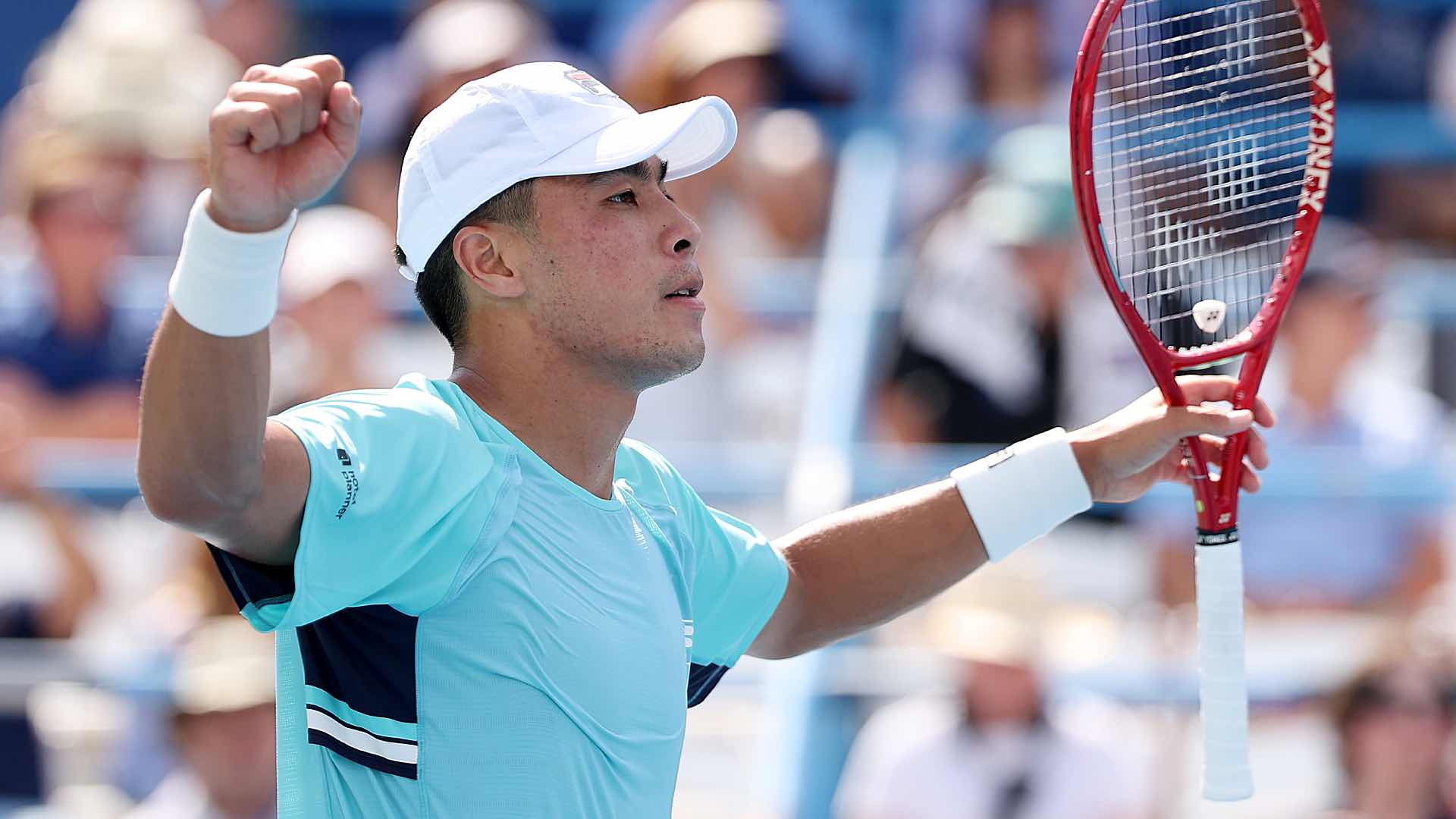 Brandon Nakashima upsets defending champion Alex de Minaur on Friday in Washington.